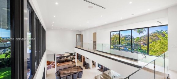 8 Schlafzimmer Villa in Miami, USA, Nr. 614441 24