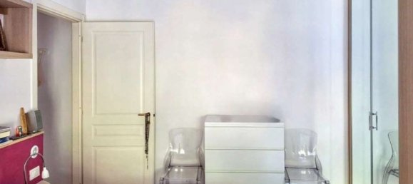 3 bedrooms Apartment in Vado Ligure, Italy No. 370731 7