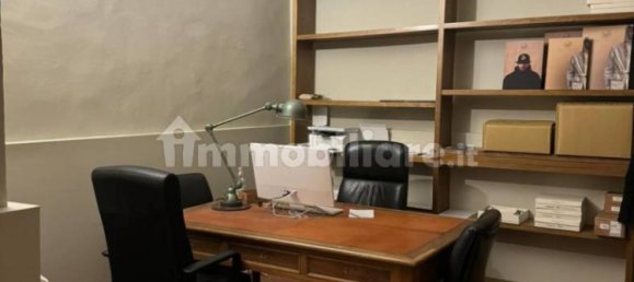 2 rooms Commercial property in Florence, Italy No. 331247 7