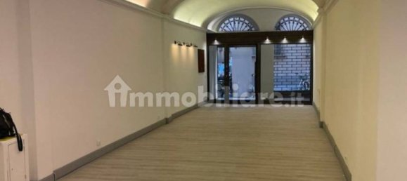2 rooms Commercial property in Florence, Italy No. 331247 6