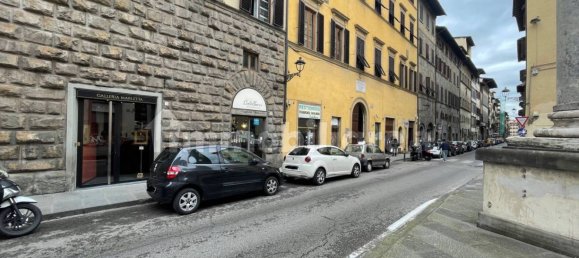 2 rooms Commercial property in Florence, Italy No. 331247 9