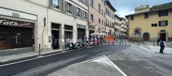 2 rooms Commercial property in Florence, Italy No. 331247 12