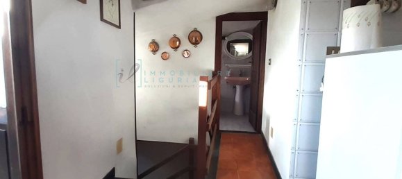 3-salle Maison à Rezzo, Italy No. 87002 9