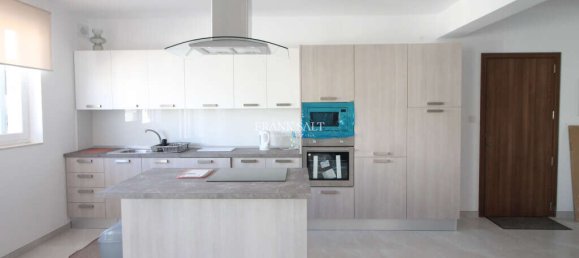 2 bedrooms Apartment in Mosta, Malta No. 10363 3