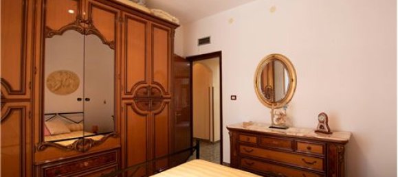 Дом с 4 спальнями в Сиракузы, Италия № 280157 46