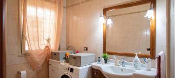 Дом с 4 спальнями в Сиракузы, Италия № 280157 32