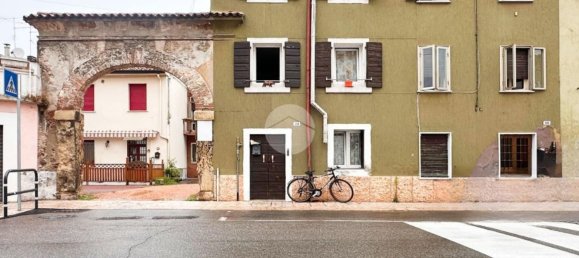 3 rooms House in Verona, Italy No. 301883 2