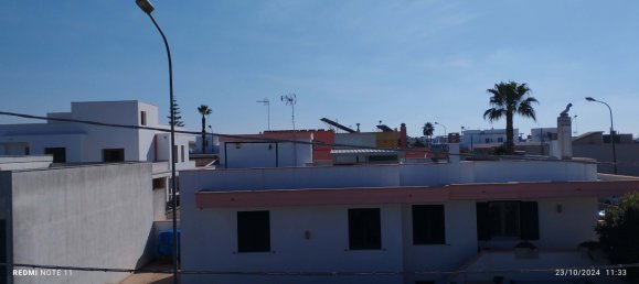 Квартира с 3 комнатами в Ugento, Италия № 127958 20