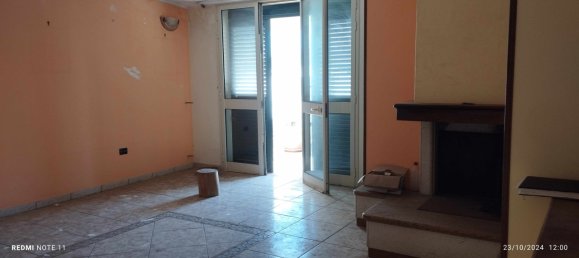 Квартира с 3 комнатами в Ugento, Италия № 127958 8