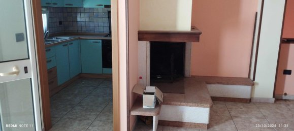 Квартира с 3 комнатами в Ugento, Италия № 127958 11