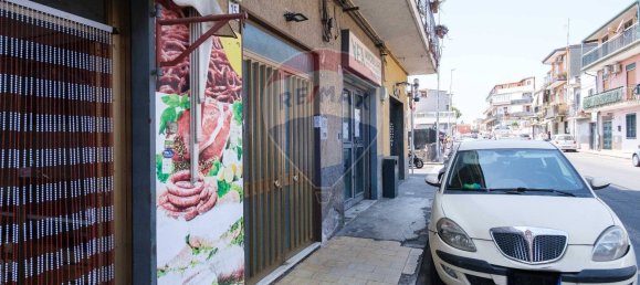 Apartamento de 5 habitaciónes en Misterbianco, Italy No. 303148 3