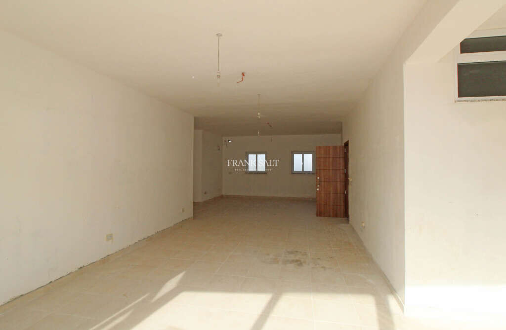 80m² Office in Attard, Malta No. 13123