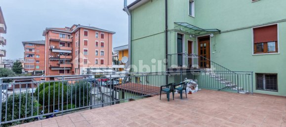 3 غرف نوم شقة في Verona, Italy رقم 60066 18