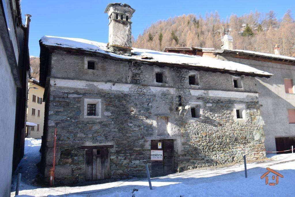 5-salle Maison à Ayas, Italy No. 30933