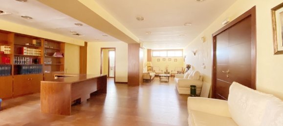 9 غرف نوم مكتب في Marbella, Spain رقم 150830 10