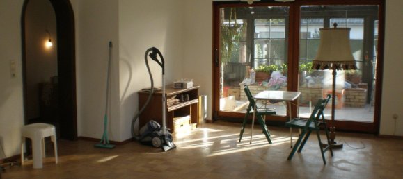 4 rooms House in Hochtaunuskreis, Germany No. 242295 10