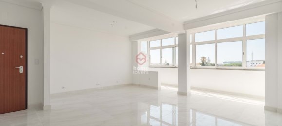 3 bedrooms Apartment in Cascais, Portugal No. 66837 3