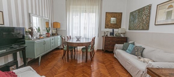 8 rooms Apartment in Genoa, Italy No. 318003 3