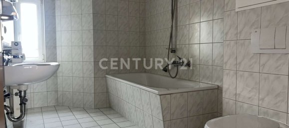 Apartamento de 3 habitaciónes en Gera, Germany No. 225568 2