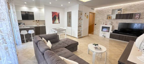 3 rooms Apartment in Noicattaro, Italy No. 30504 6