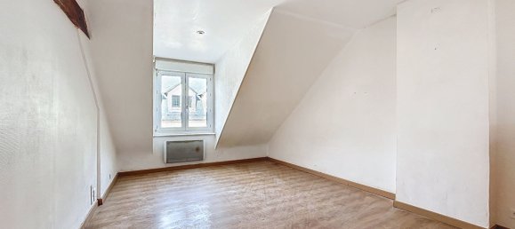 Квартира с 1 спальней в Кемпер, Франция № 200281 4