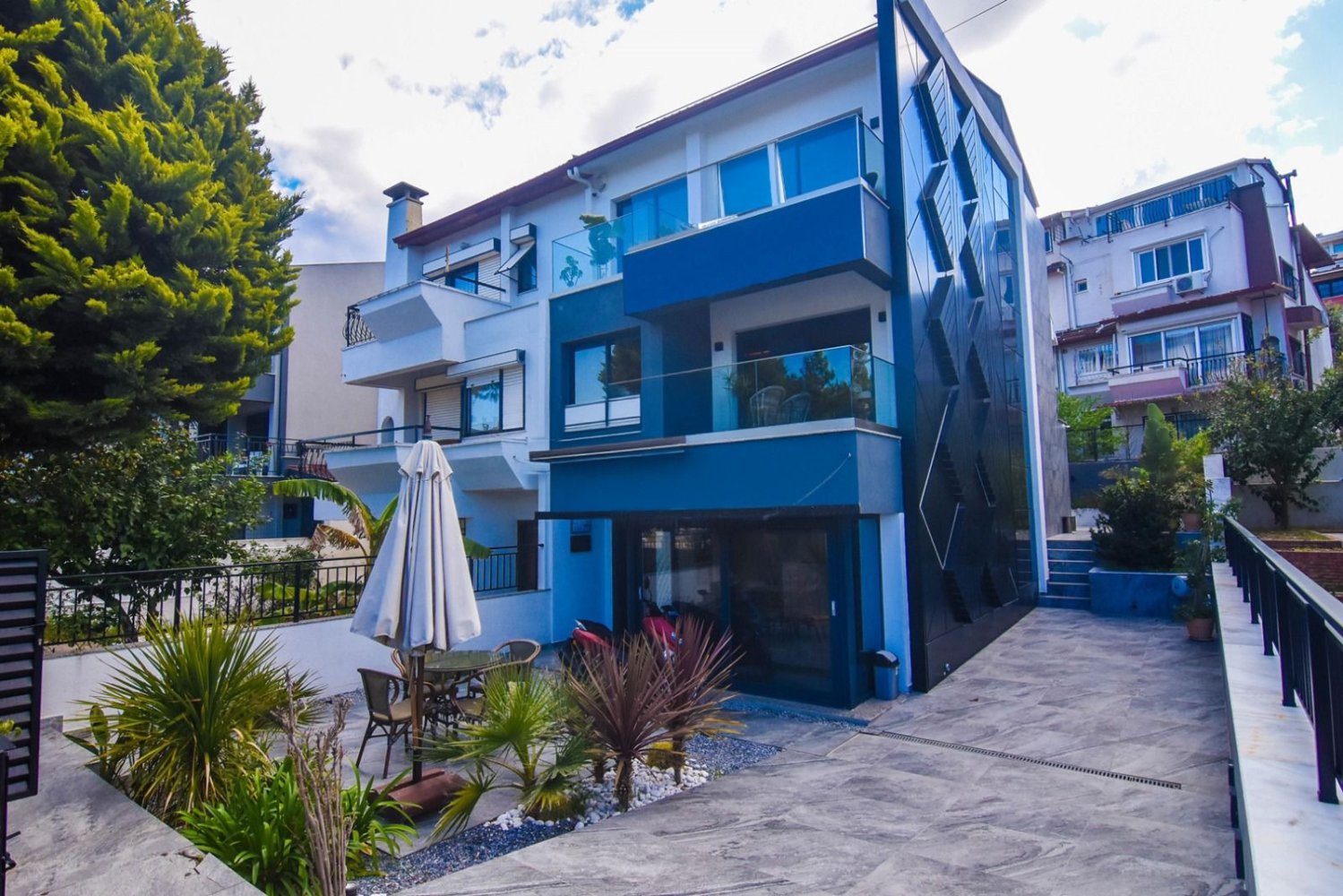 3 bedrooms Property in Kusadasi, Turkey No. 23022