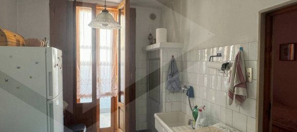 3 rooms House in Mola di Bari, Italy No. 17161 5