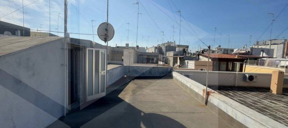 3 rooms House in Mola di Bari, Italy No. 17161 25