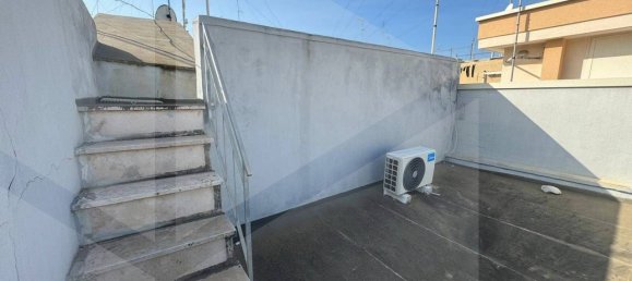 3 rooms House in Mola di Bari, Italy No. 17161 24