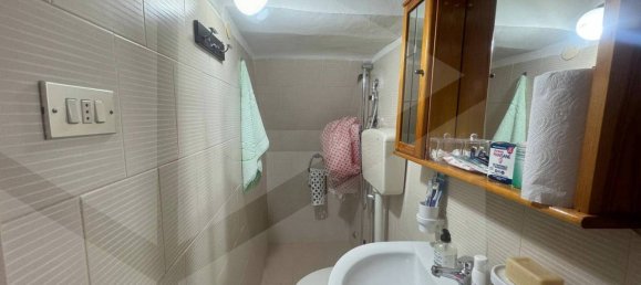 3 rooms House in Mola di Bari, Italy No. 17161 13