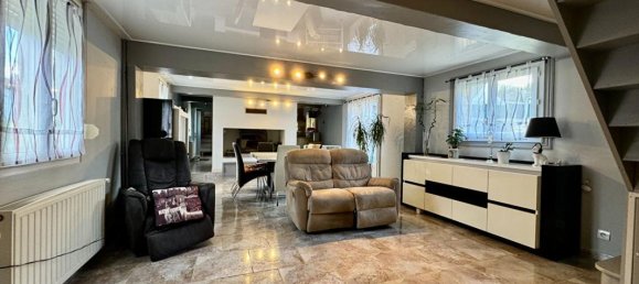 Дом с 4 спальнями в Рожи, Франция № 76474 4