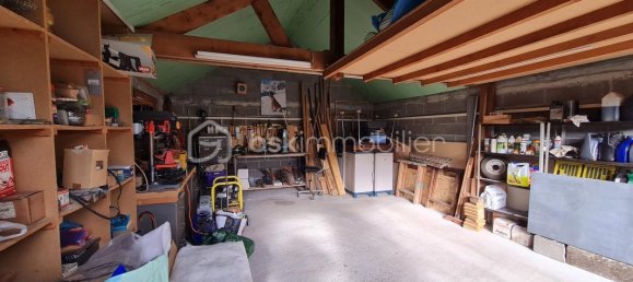 2 bedrooms House in Humbligny, France No. 68799 14