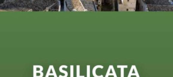 3 bedrooms House in Lauria, Italy No. 31866 31