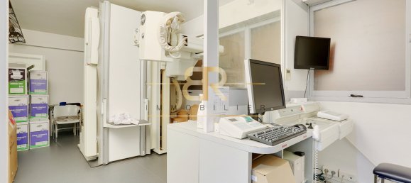 387m² Commercial property in Charenton-le-Pont, France No. 118384 9