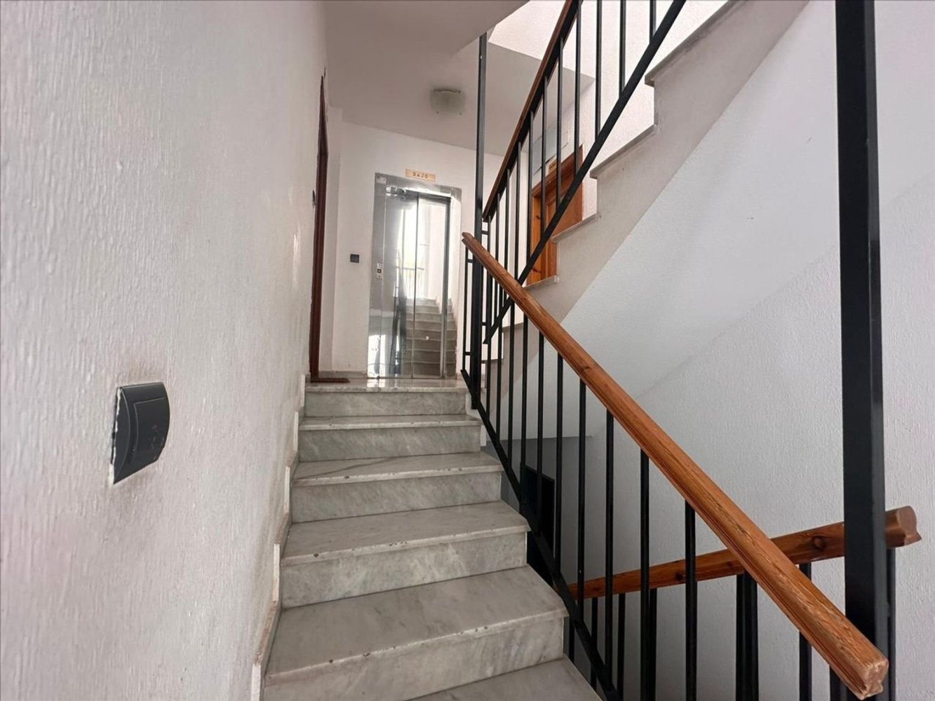 Квартира с 4 спальнями в Рокетас-де-Мар, Испания № 242129