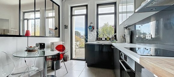 4 bedrooms House in Nantes, France No. 111357 4