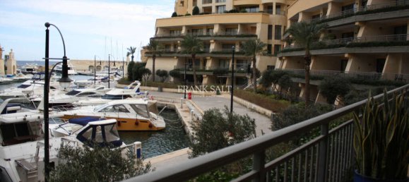2 bedrooms Apartment in Saint Julian's, Malta No. 8605 2