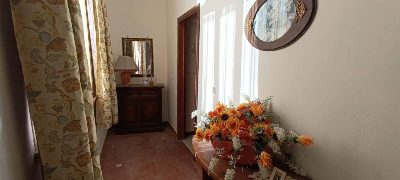 Villa de 3 habitaciónes en Caserta, Italy No. 24235