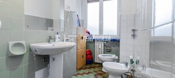 2 bedrooms Apartment in Milan, Italy No. 377103 20
