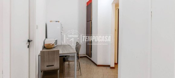 2 bedrooms Apartment in Milan, Italy No. 377103 3