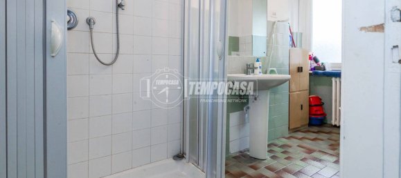 2 bedrooms Apartment in Milan, Italy No. 377103 18