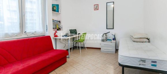 2 bedrooms Apartment in Milan, Italy No. 377103 14