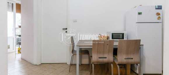 2 bedrooms Apartment in Milan, Italy No. 377103 4