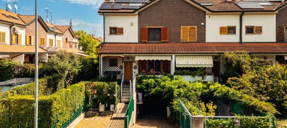 4 Schlafzimmer Haus in Segrate, Italy, Nr. 364218 8