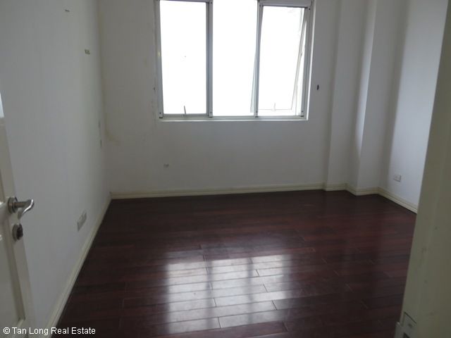 4 bedrooms Apartment in Tay Ho, Vietnam No. 4986