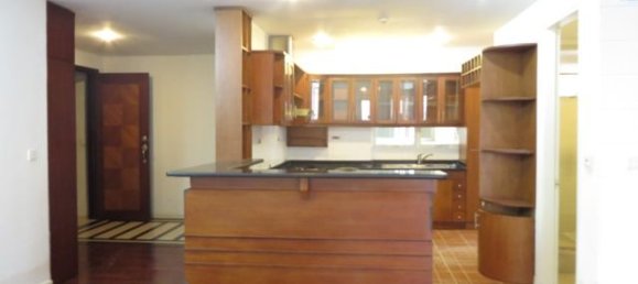 4 bedrooms Apartment in Tay Ho, Vietnam No. 4986 7