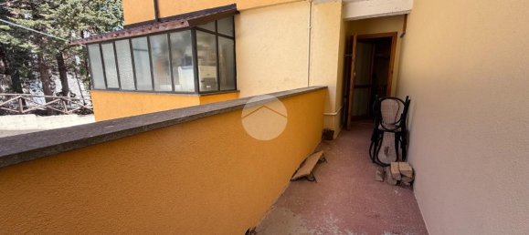 2 rooms Apartment in Rocca di Cambio, Italy No. 9399 14