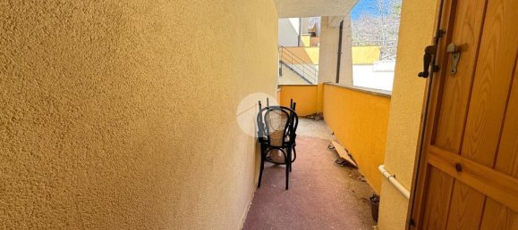 2 rooms Apartment in Rocca di Cambio, Italy No. 9399 13