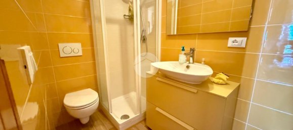2 rooms Apartment in Rocca di Cambio, Italy No. 9399 9