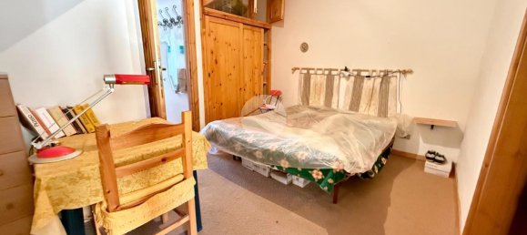 2 rooms Apartment in Rocca di Cambio, Italy No. 9399 7